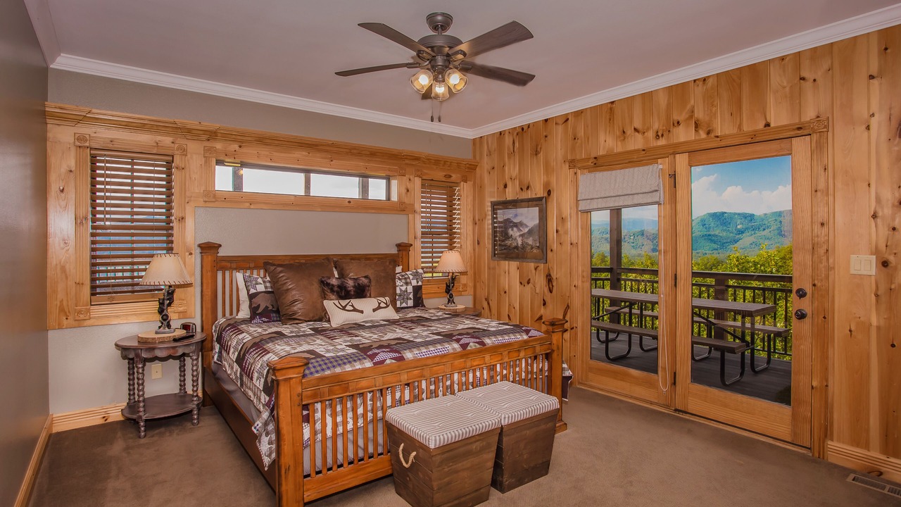 Photo of Outdoor in Gatlinburg - Pigeon Forge