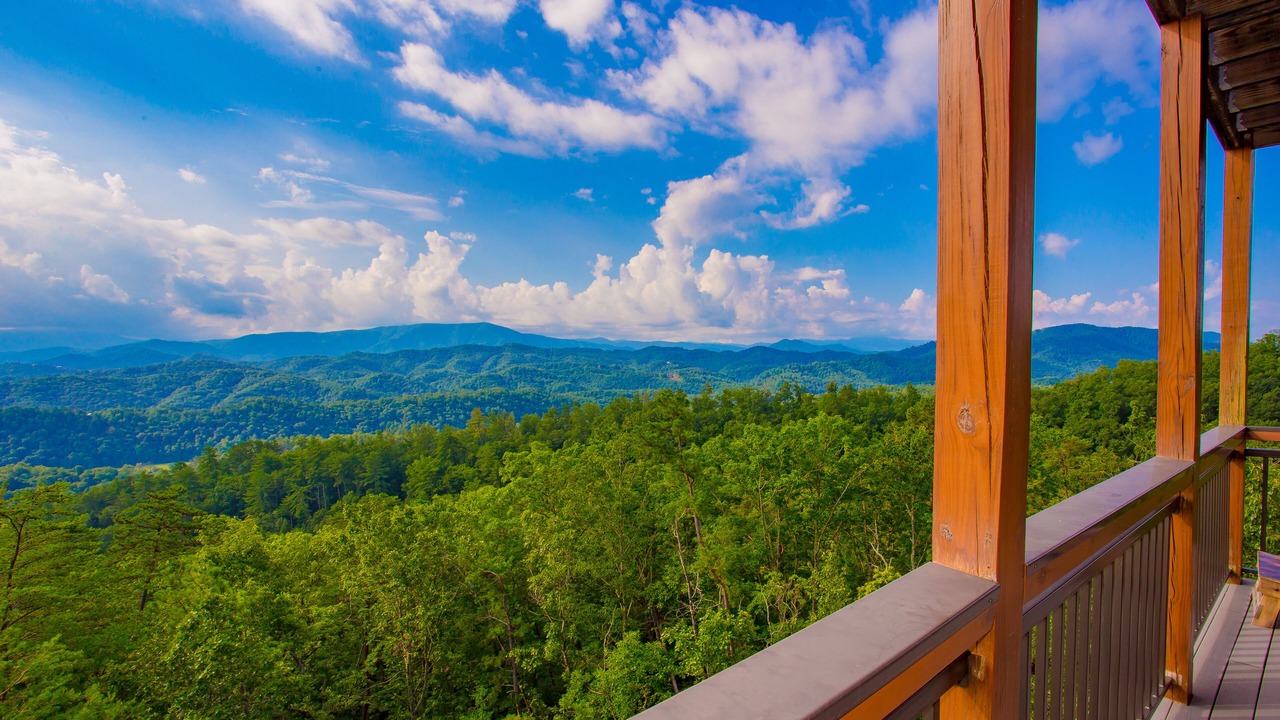 Photo of Patio Balcony in Gatlinburg - Pigeon Forge