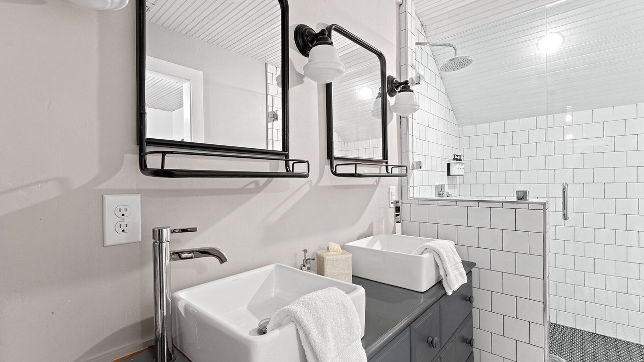 Photo of Bathroom in Harper