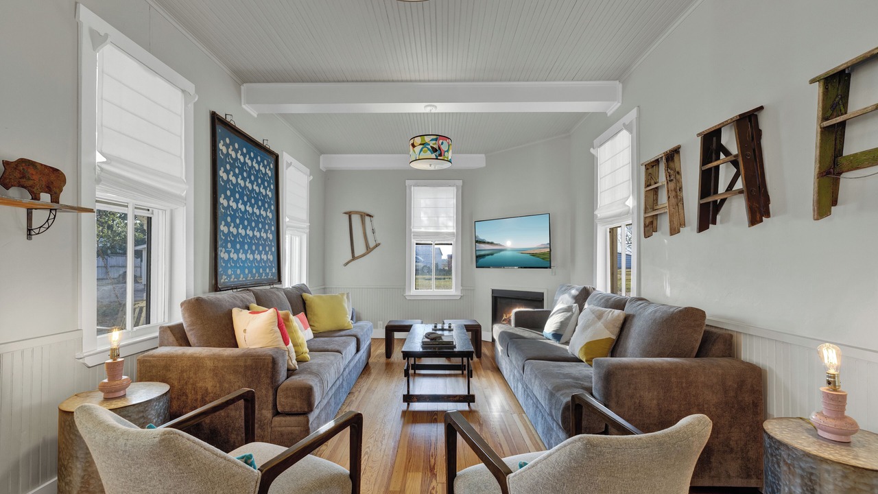 Photo of Livingroom in Harper