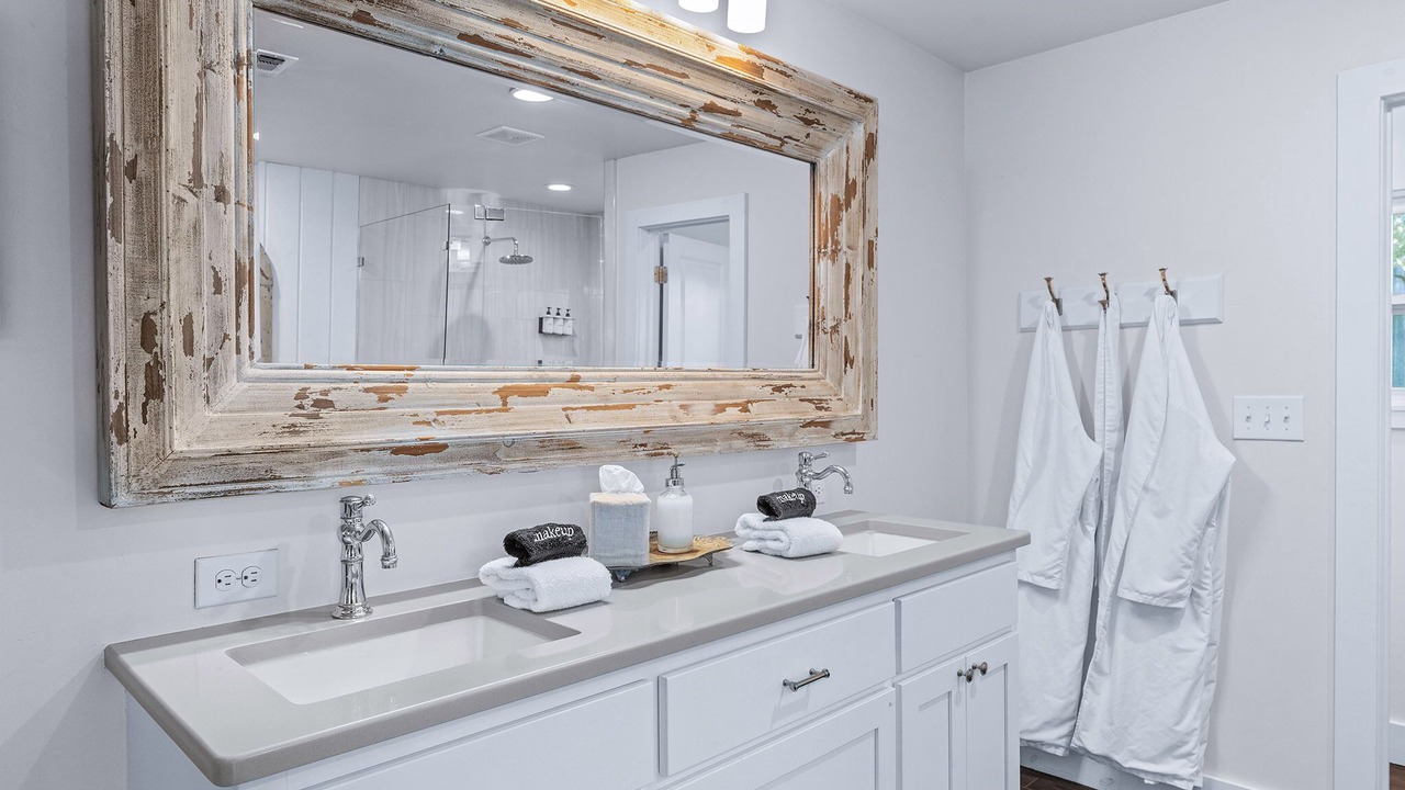Photo of Bathroom in Harper