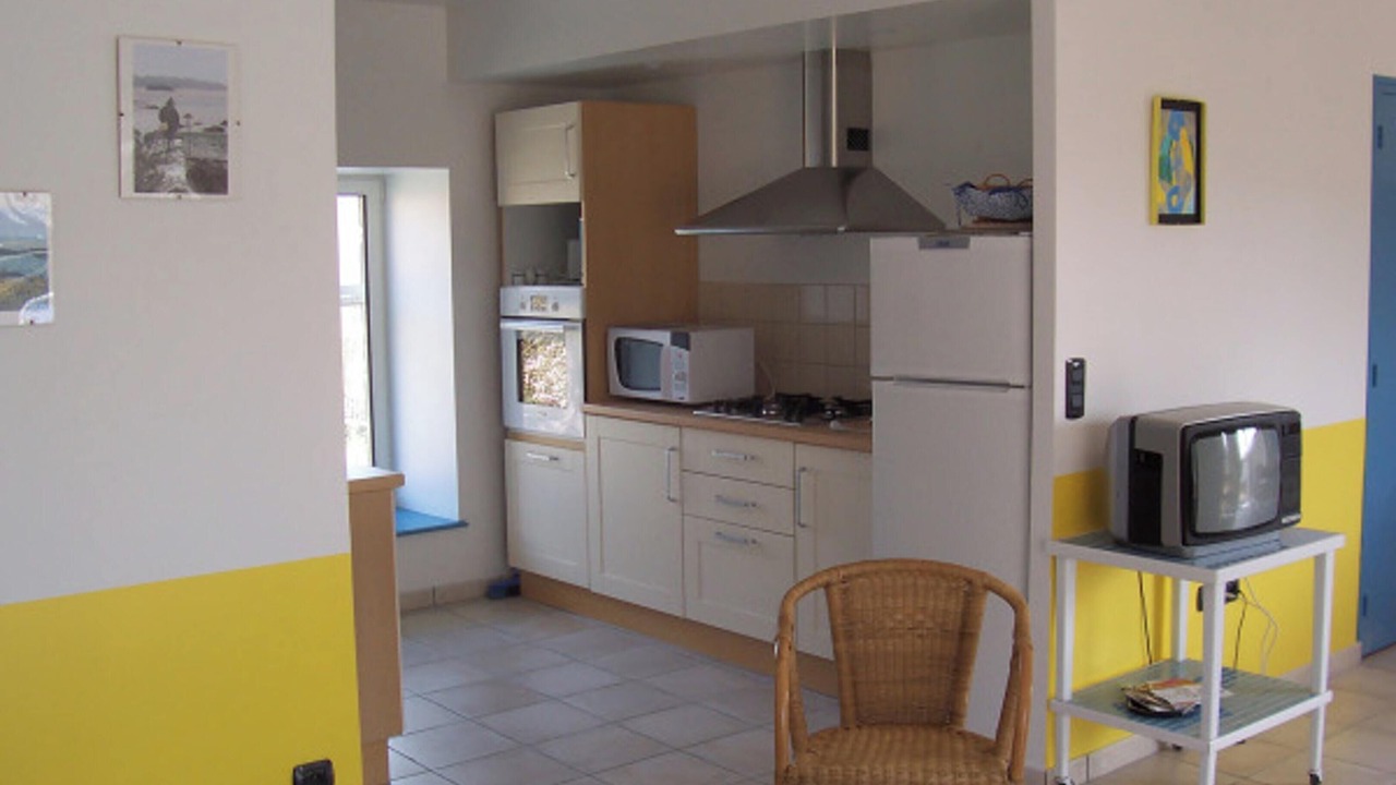 Photo of Kitchen in Dragey-Ronthon