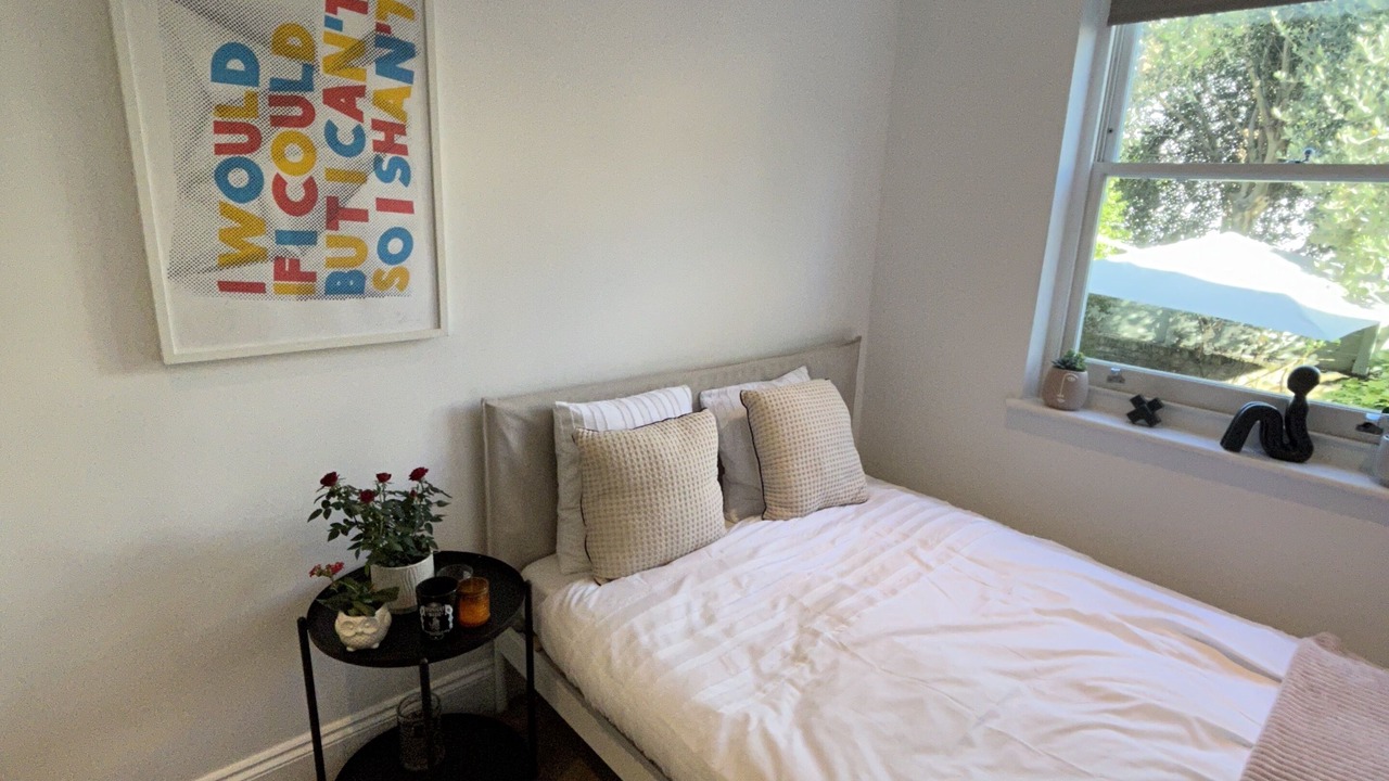Photo of Bedroom in Kennington