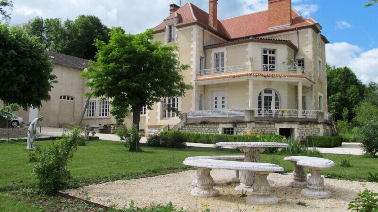 Photo of Buildings in Excideuil