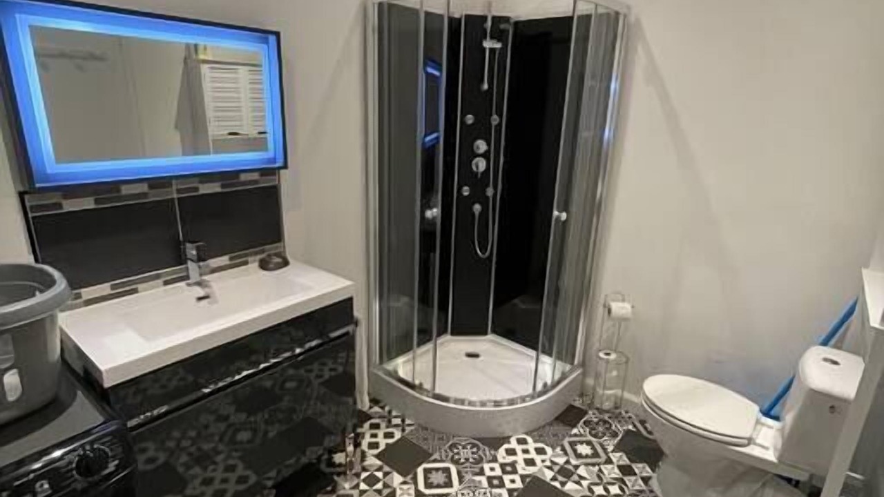 Photo of Bathroom in Excideuil