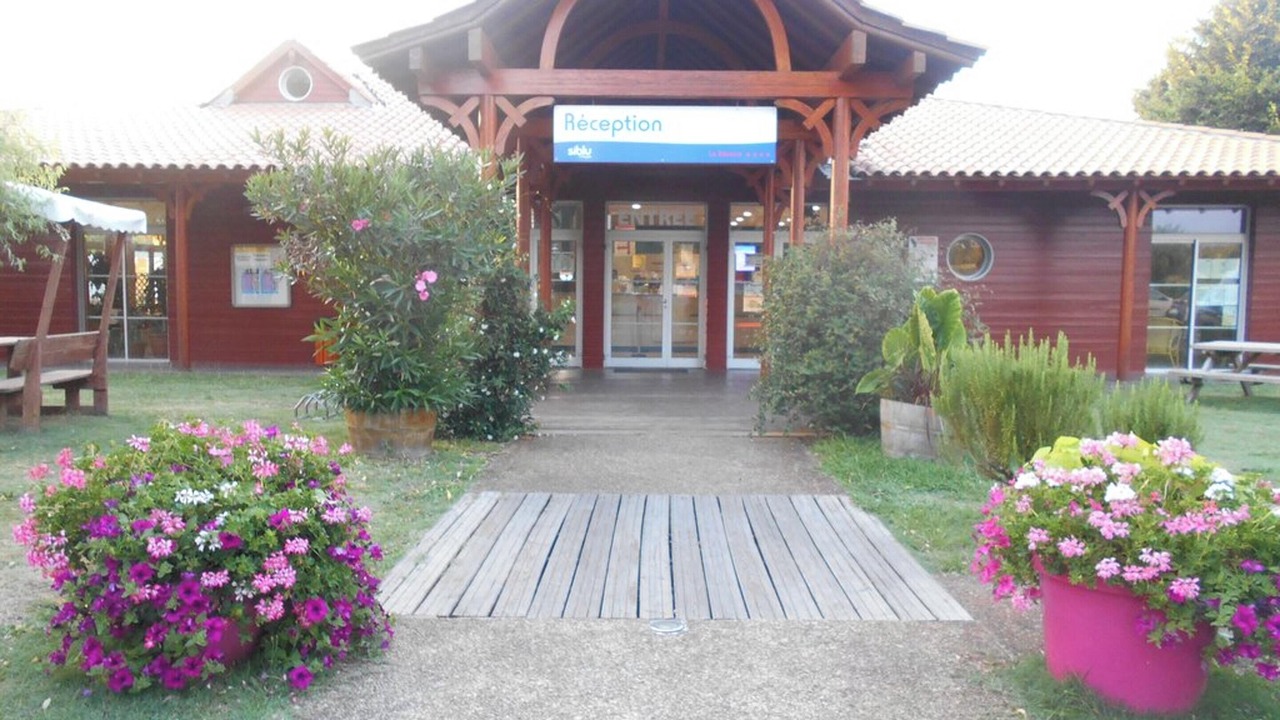 Photo of Outdoor in Gastes
