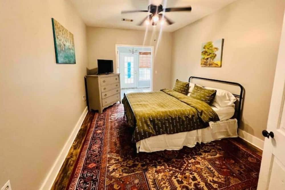 Photo of Bedroom in Columbia