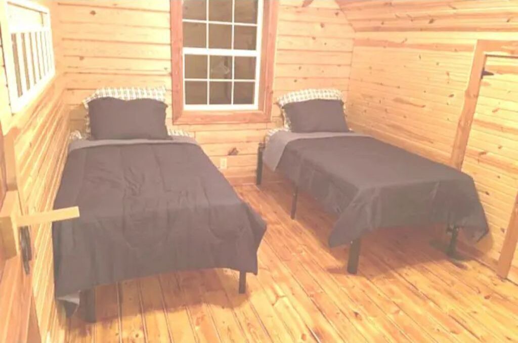 Photo of Others in Doniphan