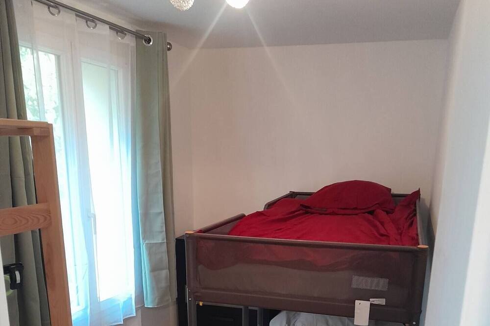 Photo of Bedroom in Gonesse