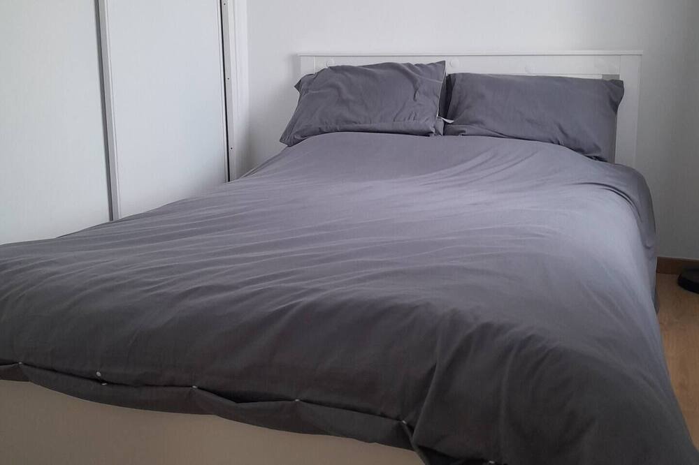Photo of Bedroom in Gonesse