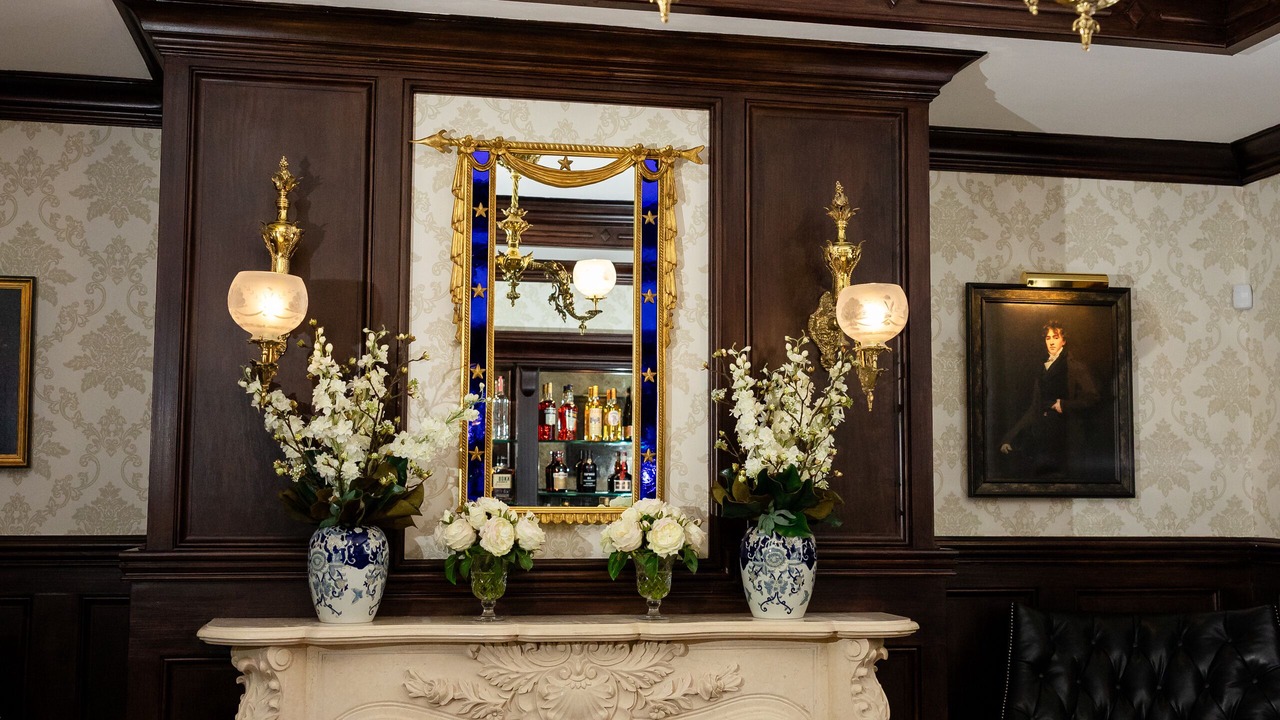 Photo of Others in Thompson