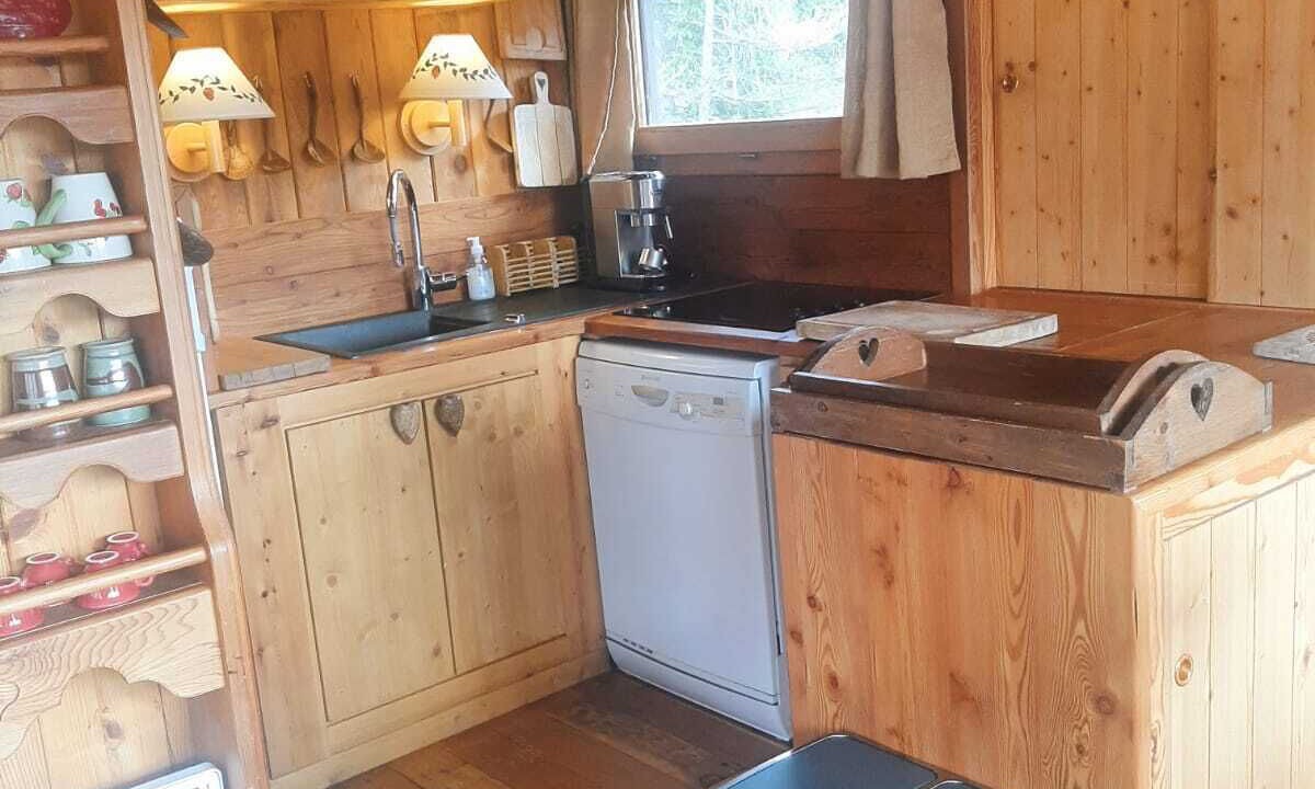 Photo of Kitchen in Allos