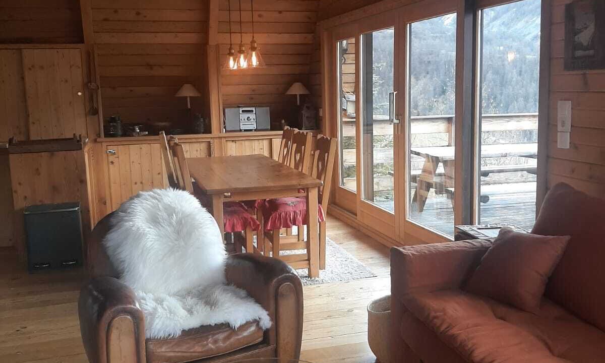 Photo of Livingroom in Allos