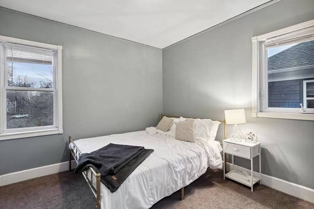 Photo of Bedroom in Grosse Pointe