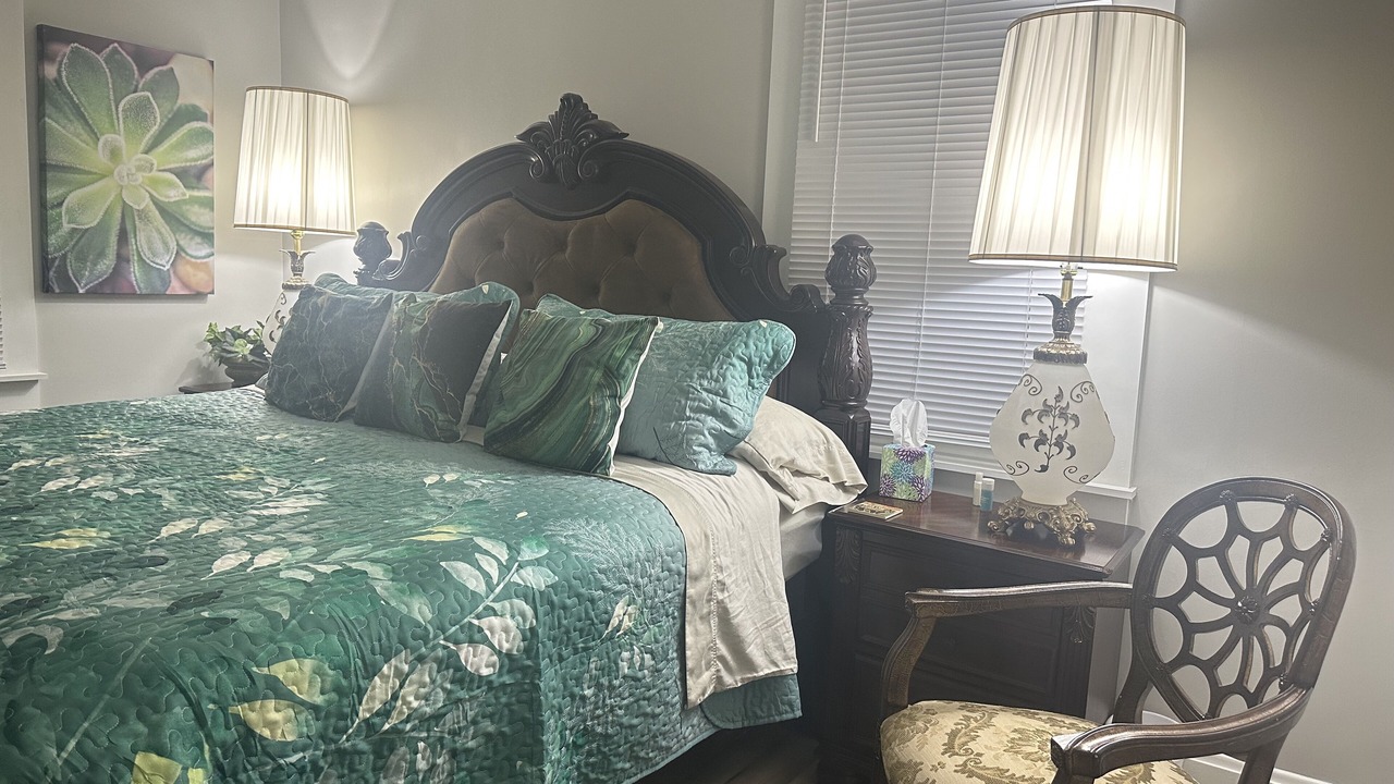 Photo of Bedroom in Hamilton