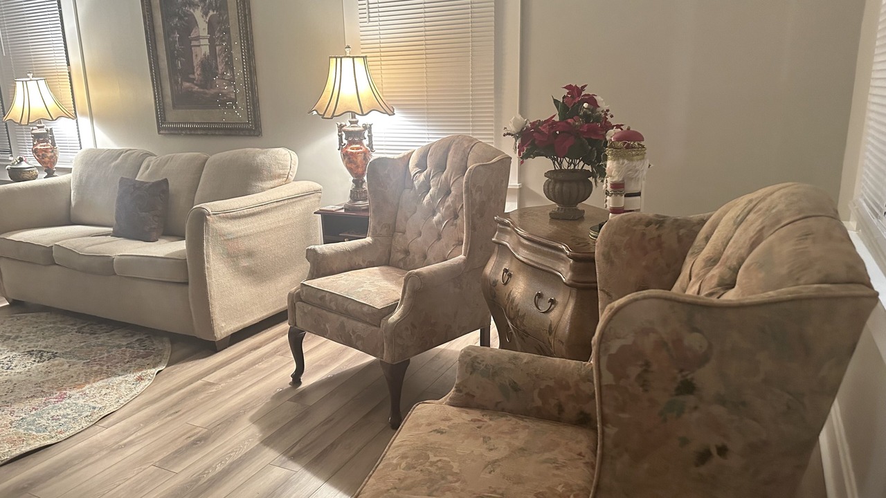 Photo of Livingroom in Hamilton