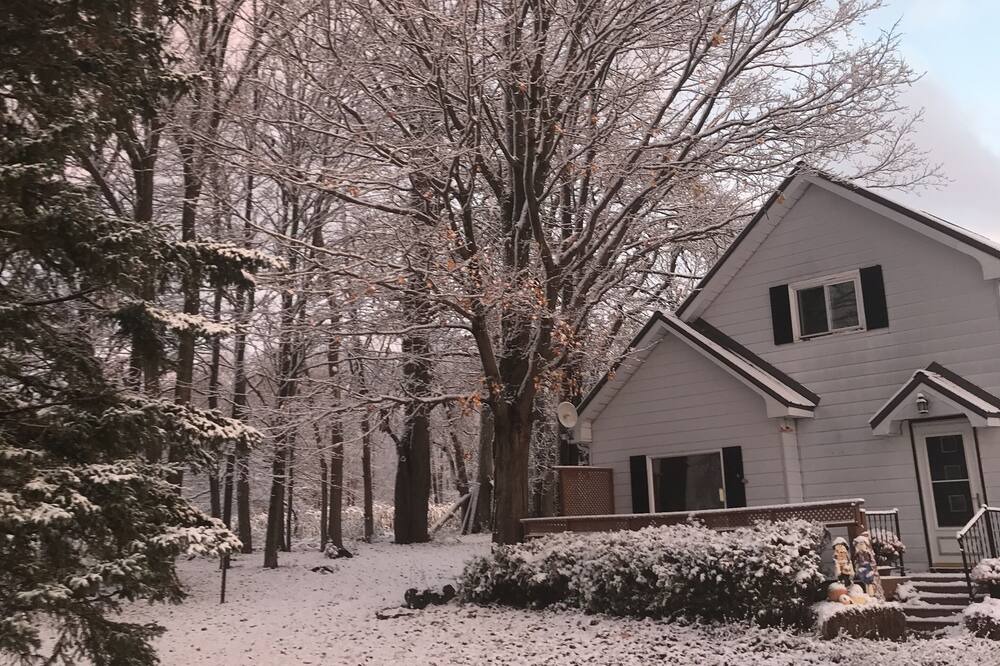 Photo of Outdoor in Chatsworth