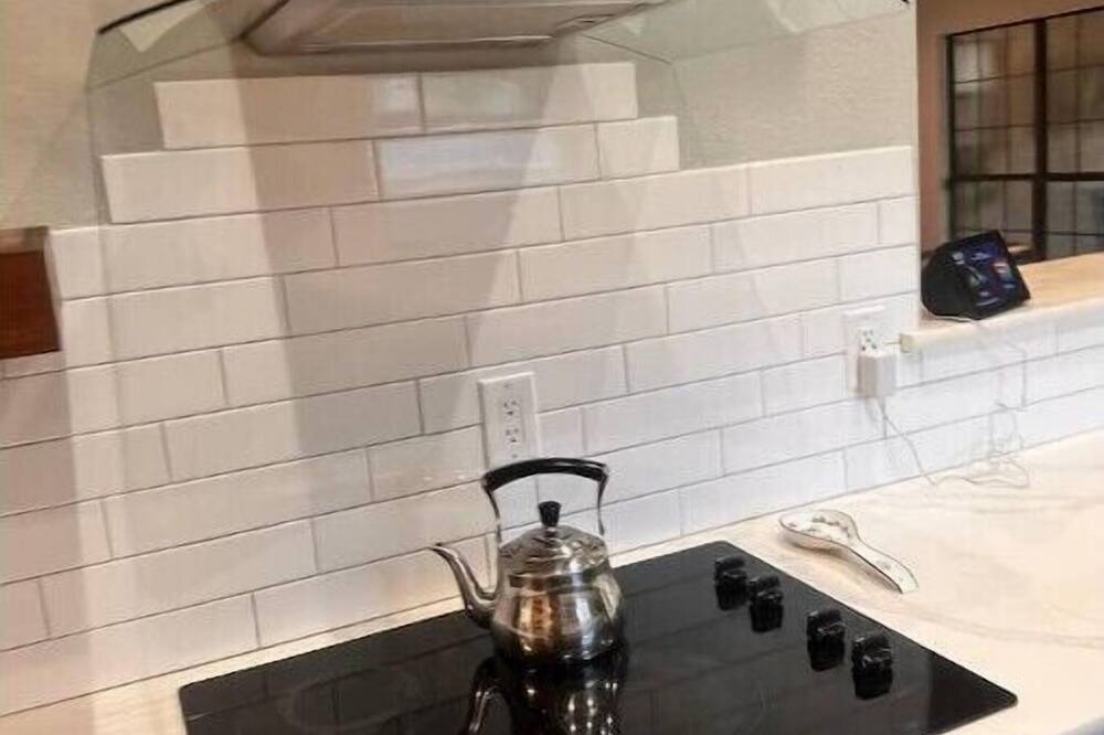 Photo of Kitchen in Morgans Point Resort