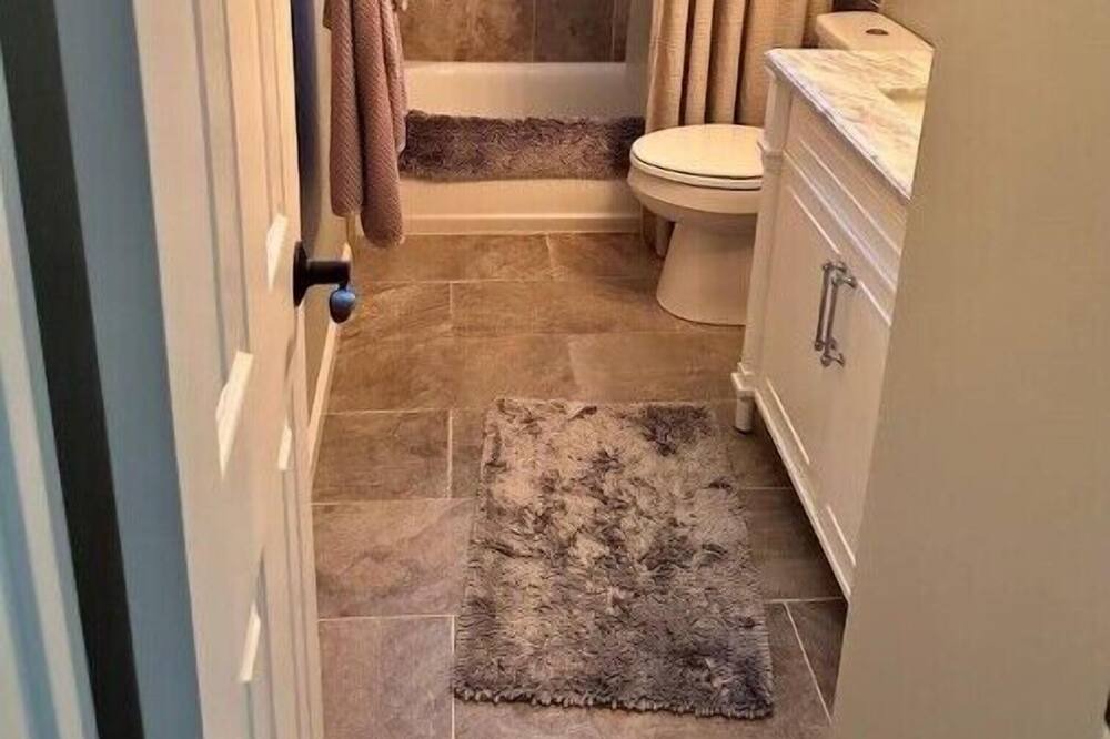 Photo of Bathroom in Morgans Point Resort