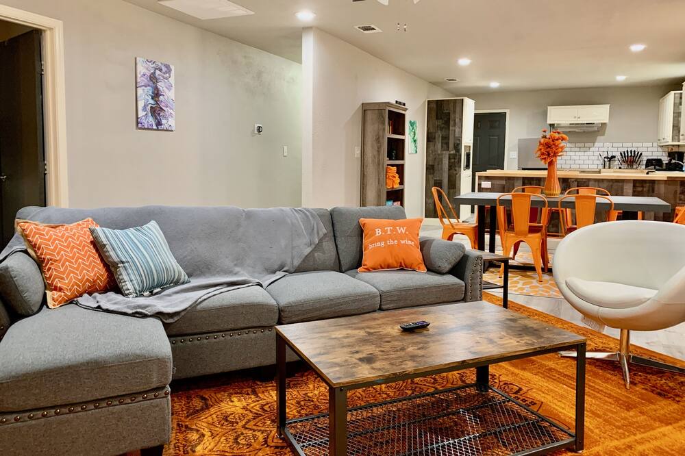 Photo of Livingroom in Heart of Lubbock