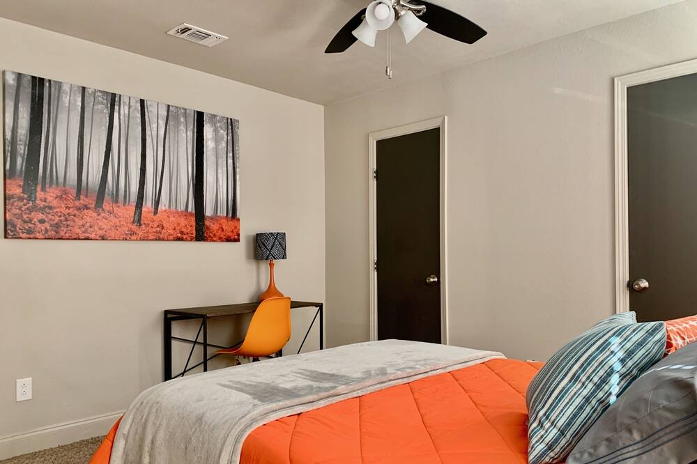 Photo of Bedroom in Heart of Lubbock