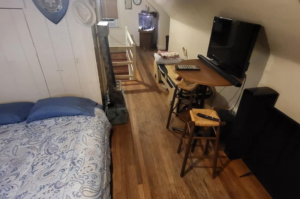 Photo of Bedroom in Glen Burnie