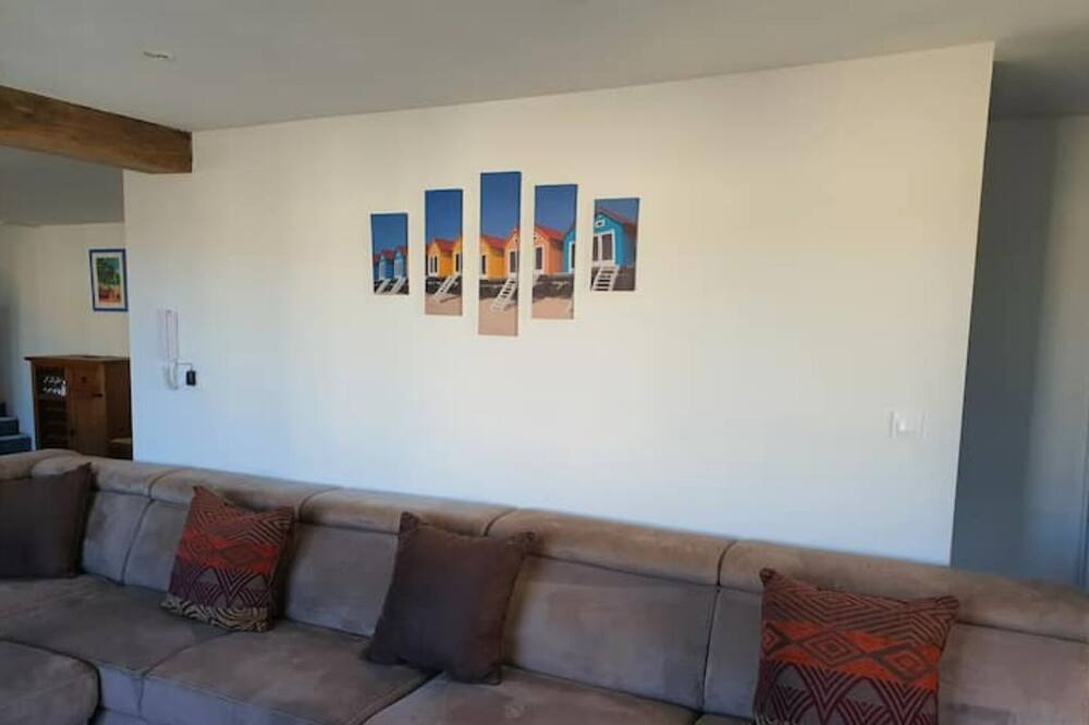 Photo of Livingroom in Fains-Veel