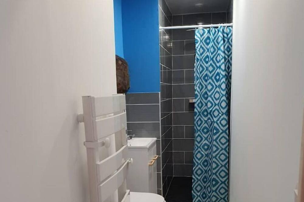Photo of Bathroom in Fains-Veel
