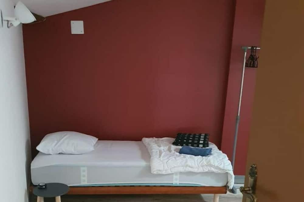 Photo of Bedroom in Fains-Veel