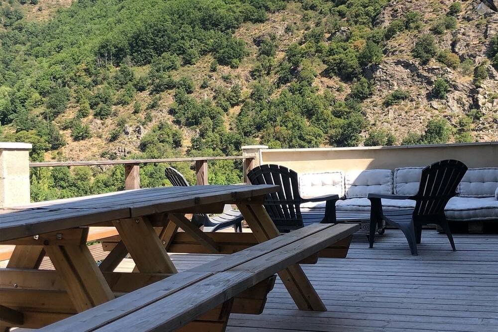 Photo of Outdoor in Mayres
