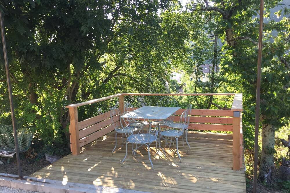 Photo of Outdoor in Mayres