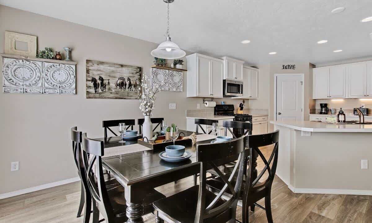 Photo of Others in Caldwell