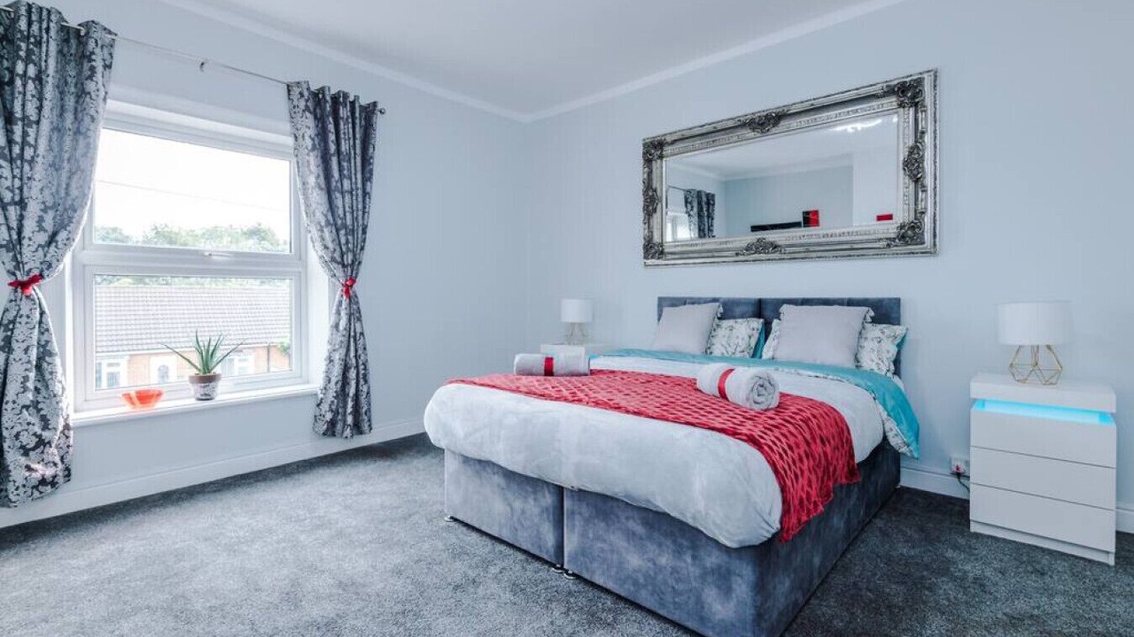 Photo of Others in Stanley