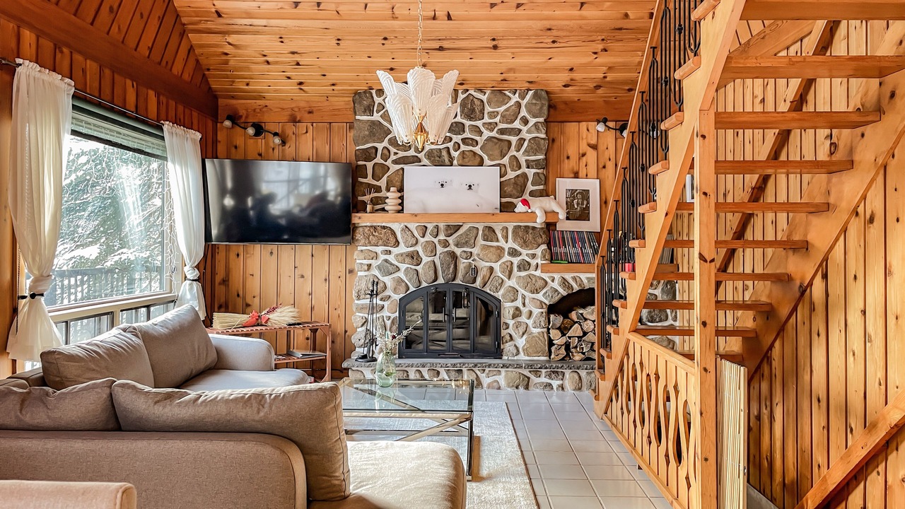 Photo of Livingroom in Sainte-Adele