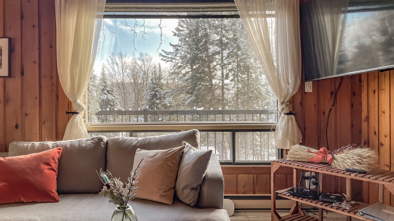 Photo of Livingroom in Sainte-Adele