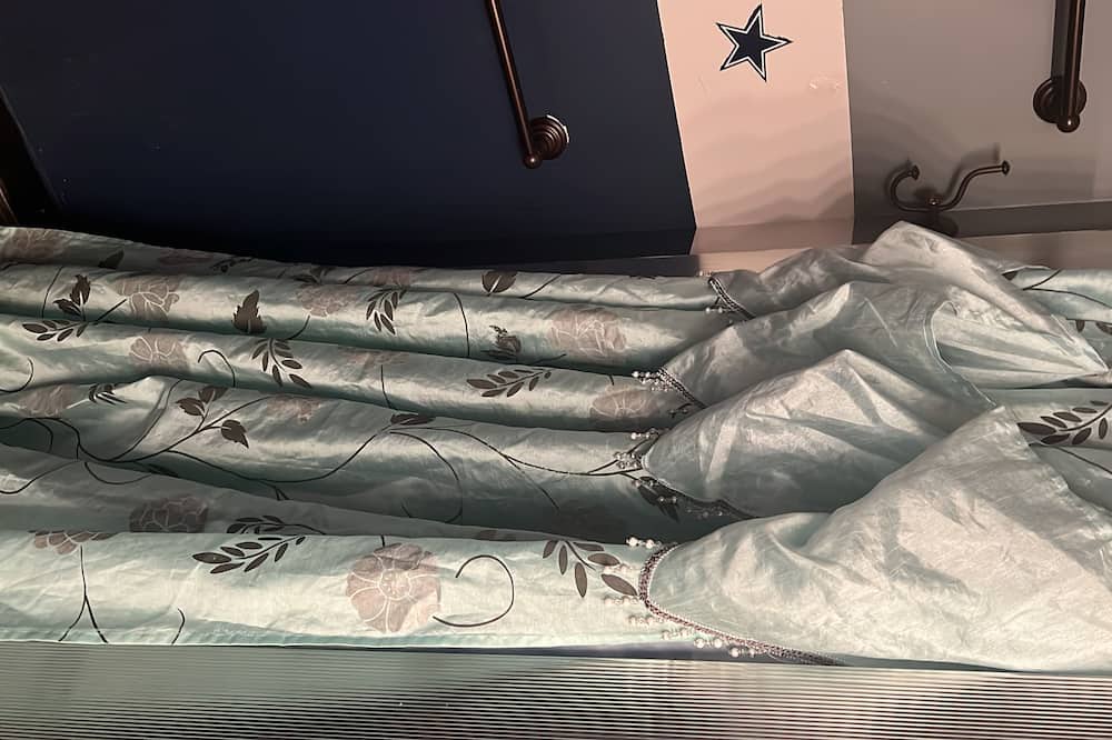 Photo of Others in Roselle