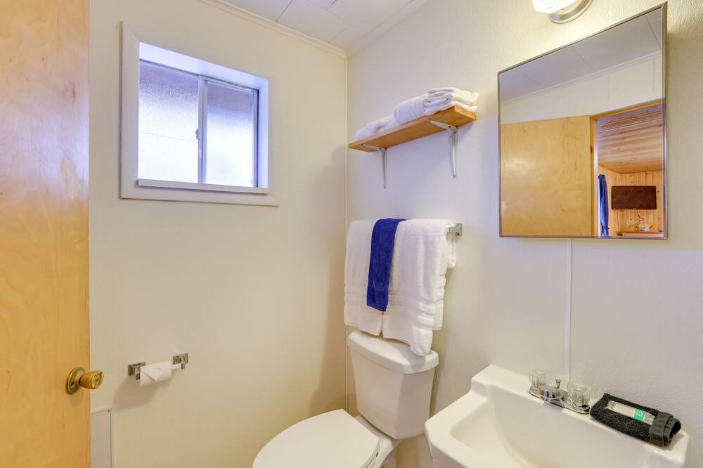 Photo of Bathroom in Eagle Rock