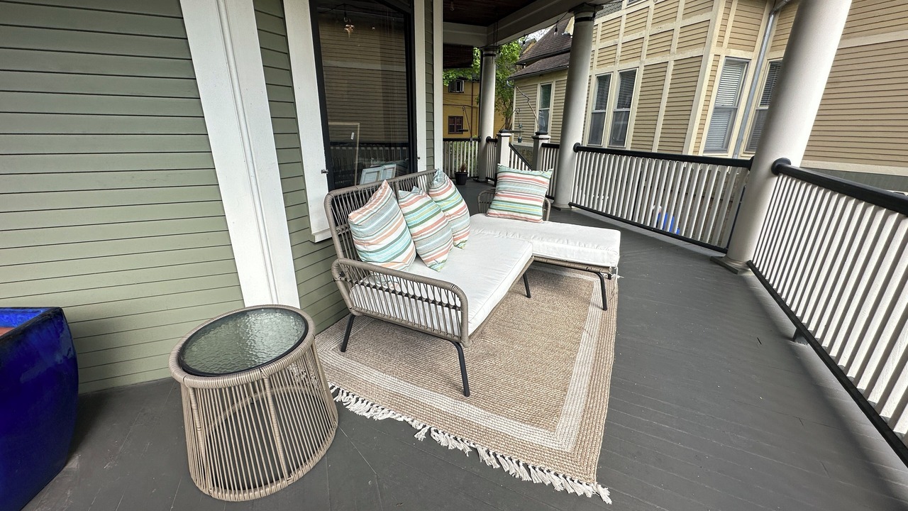 Photo of Patio Balcony in Oak Park