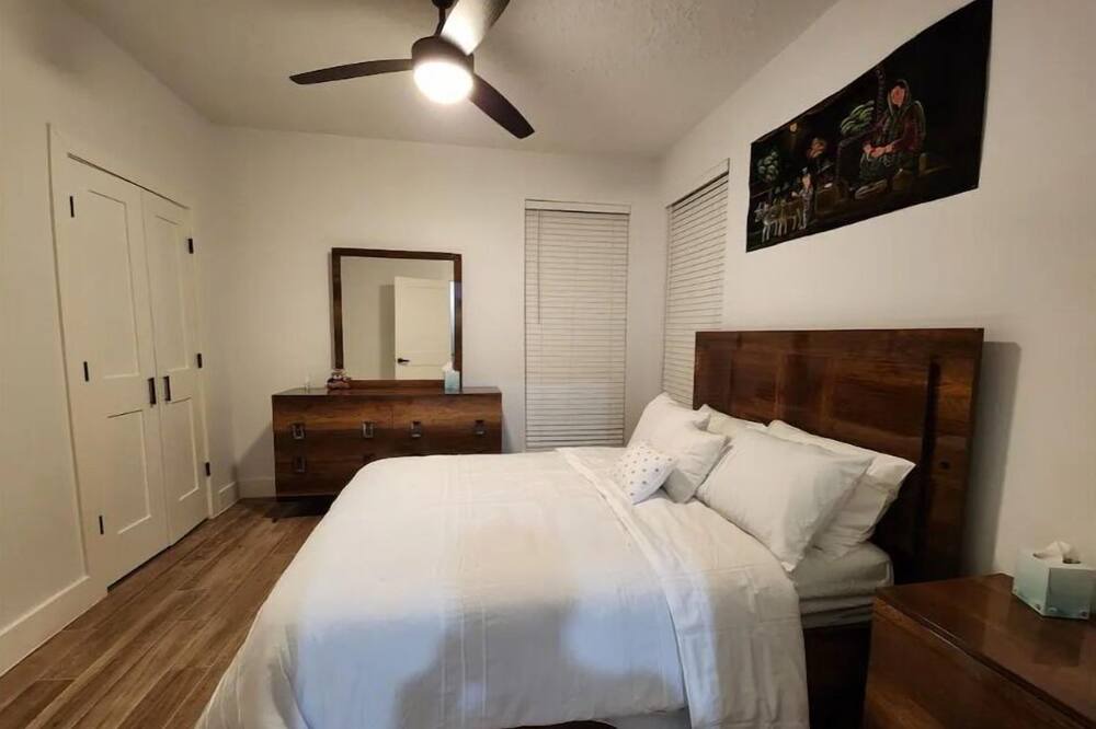 Photo of Bedroom in Tomball