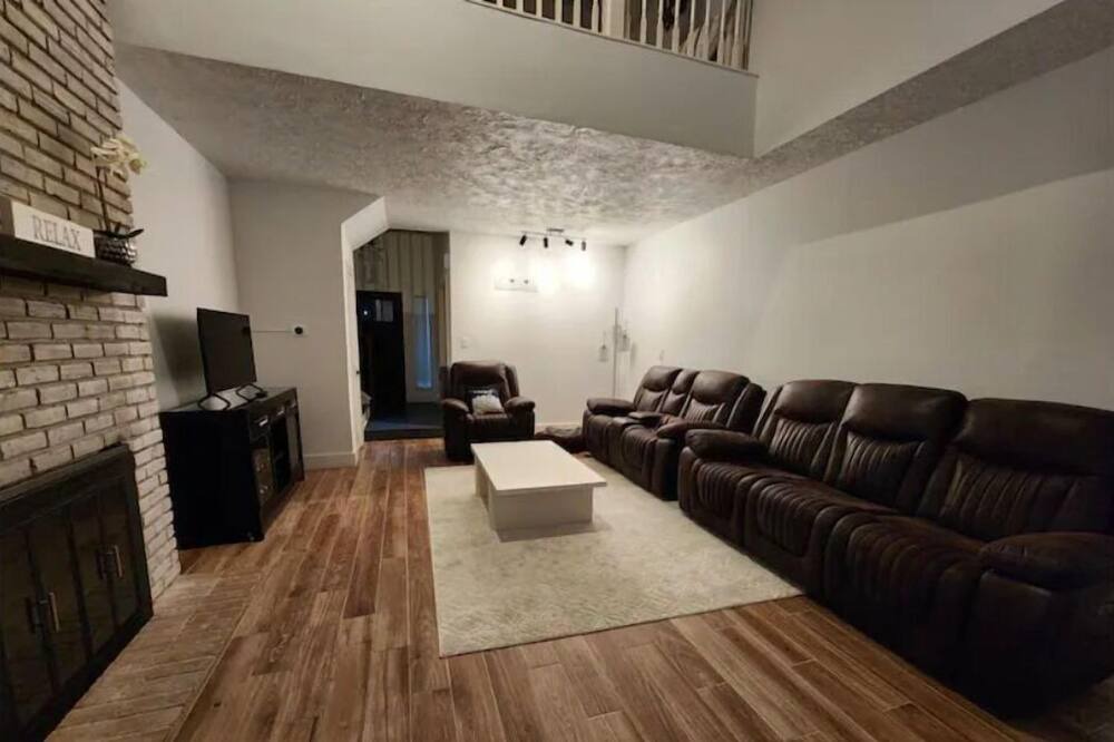 Photo of Livingroom in Tomball