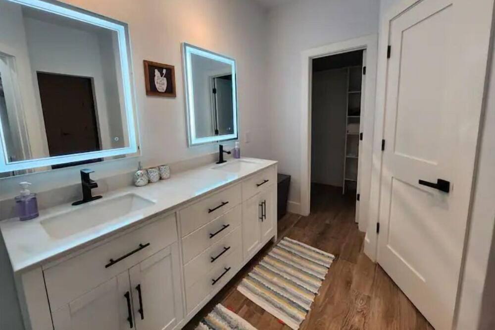 Photo of Bathroom in Tomball