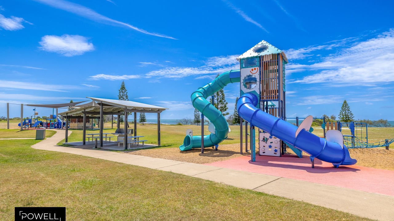 Photo of Others in Burnett Heads