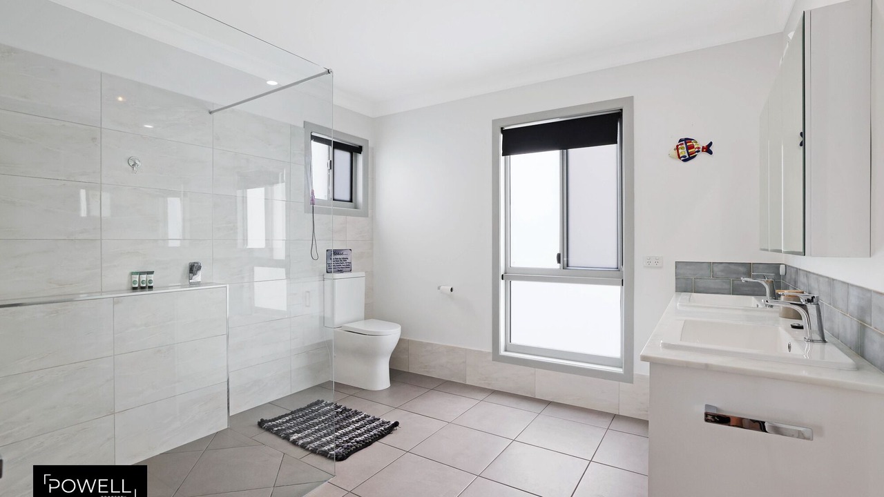 Photo of Others in Burnett Heads