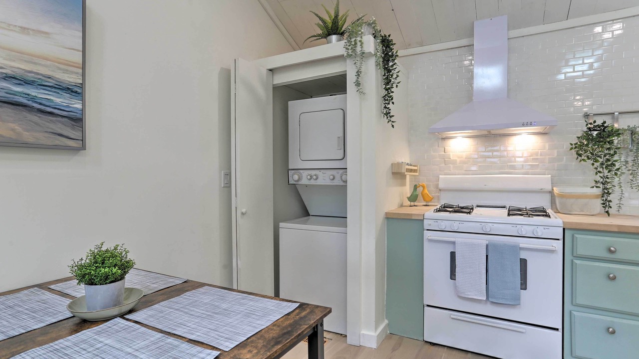 Photo of Kitchen in Swan Lake