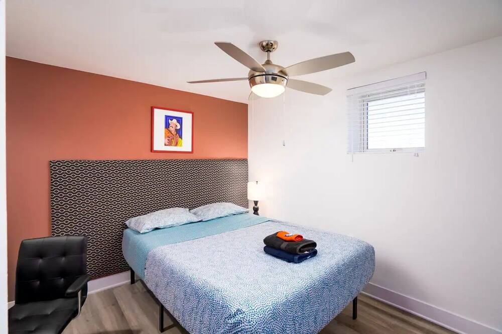 Photo of Bedroom in Medical Center District