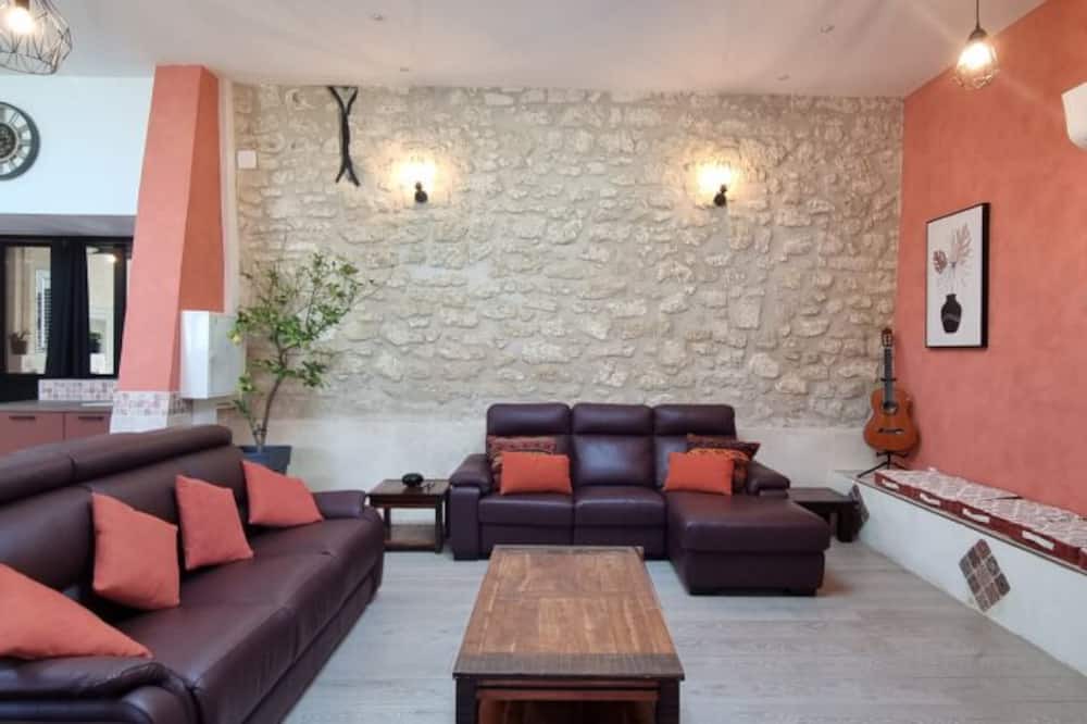 Photo of Others in Gauriaguet