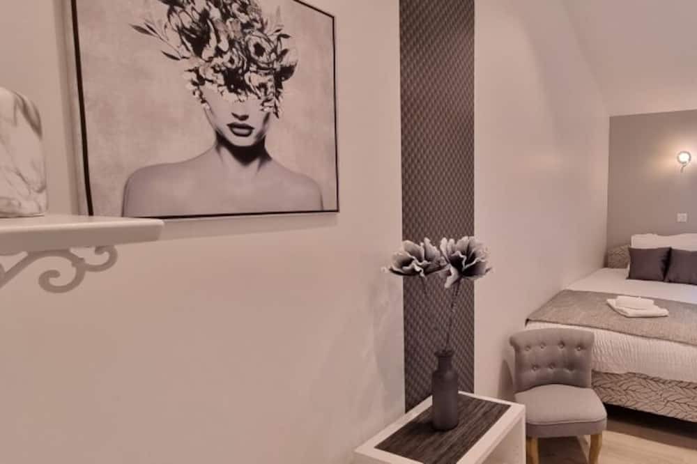 Photo of Others in Gauriaguet