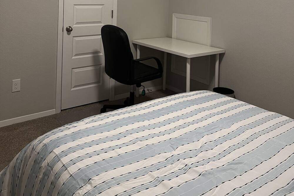 Photo of Bedroom in Elgin