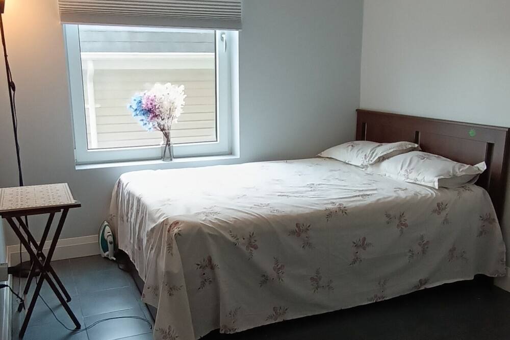 Photo of Bedroom in Pickering