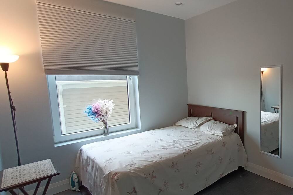 Photo of Bedroom in Pickering